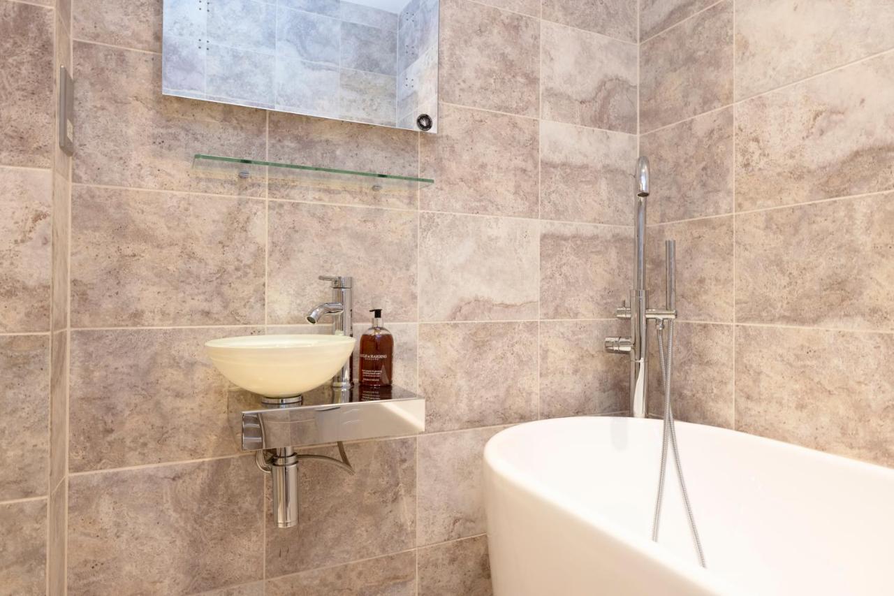 Joivy Cozy Apt Near Edinburgh Castle Экстерьер фото